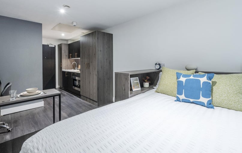 City Road, Ouseburn, Newcastle - Image 1